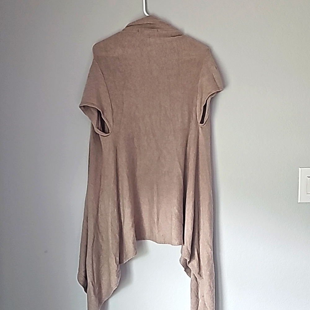 Love stitch taupe short sleeve open front shark bite cardigan - Picture 2 of 3